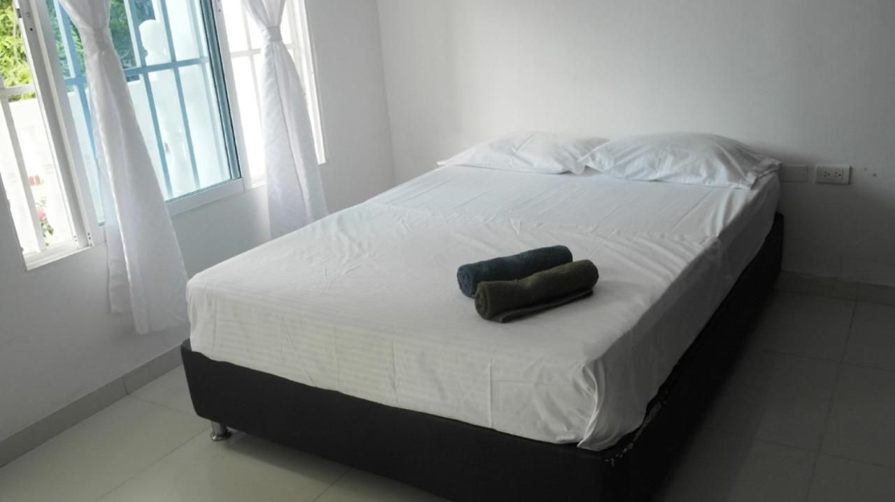 In Guest - C3-l Near The Sea With Pool Air Conditioning And Wifi