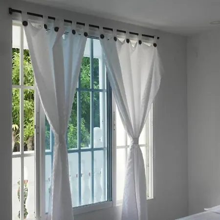 In Guest - C3-l Near The Sea With Pool Air Conditioning And Wifi Pensión *